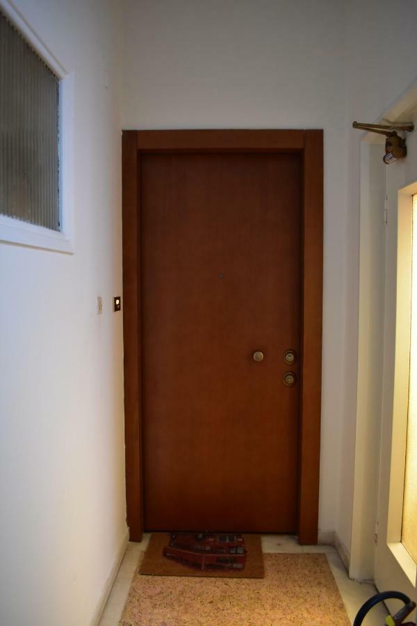 Chic Central Apartment In Evangelismos Metro Station Athens Ngoại thất bức ảnh