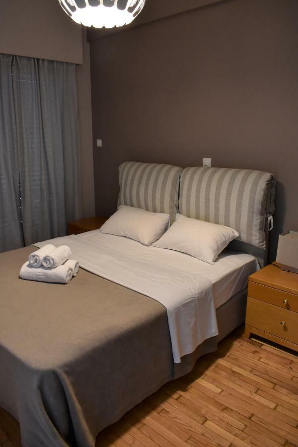 Chic Central Apartment In Evangelismos Metro Station Athens Ngoại thất bức ảnh