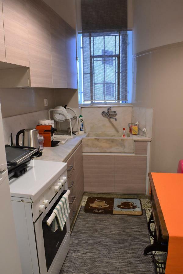 Chic Central Apartment In Evangelismos Metro Station Athens Ngoại thất bức ảnh