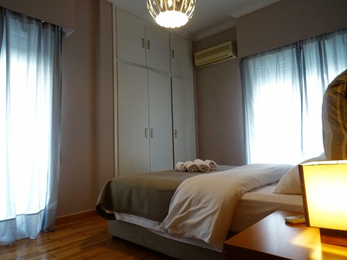 Chic Central Apartment In Evangelismos Metro Station Athens Ngoại thất bức ảnh