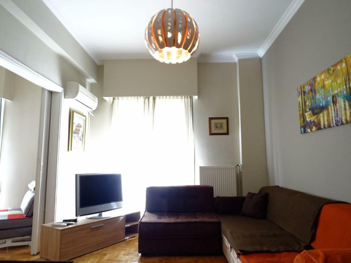 Chic Central Apartment In Evangelismos Metro Station Athens Ngoại thất bức ảnh