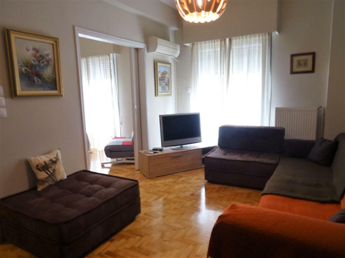 Chic Central Apartment In Evangelismos Metro Station Athens Ngoại thất bức ảnh