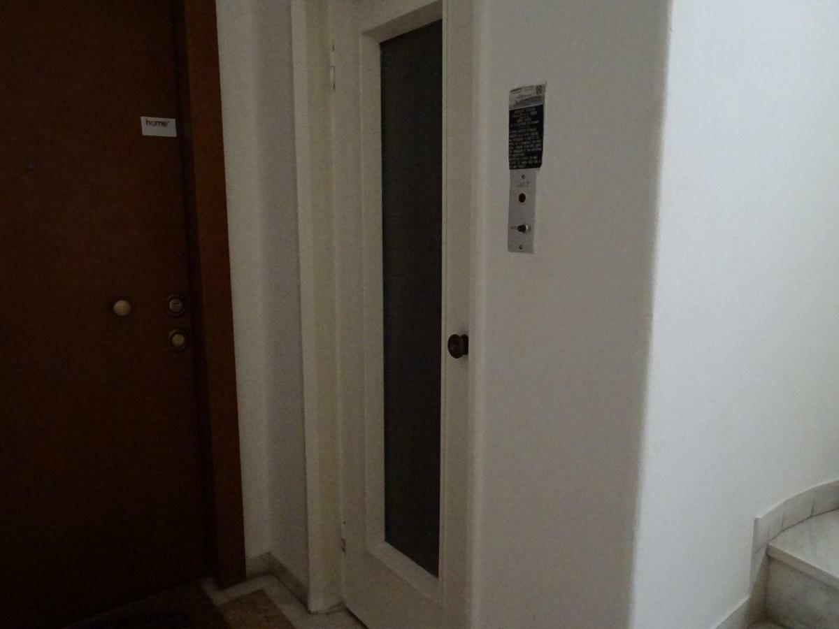 Chic Central Apartment In Evangelismos Metro Station Athens Ngoại thất bức ảnh
